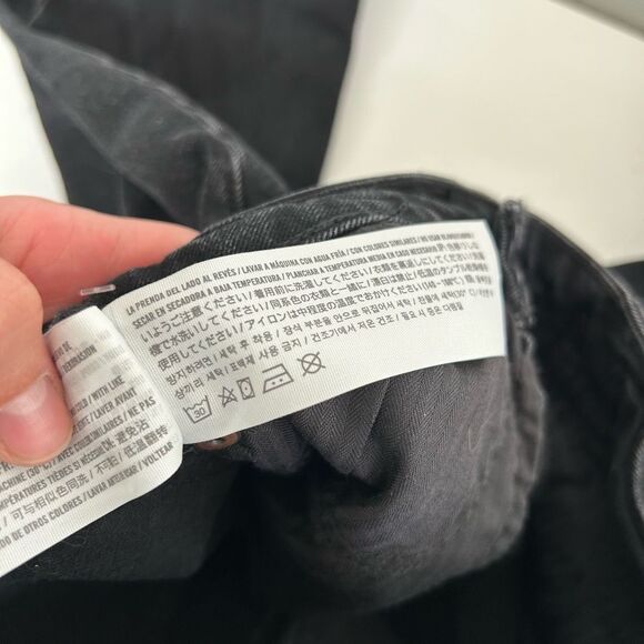 Abercrombie & fitch black mom busted knee curve love denim jean size 24 - Picture 7 of 7